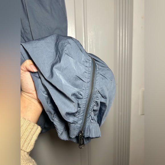 Free People Movement blue nylon cargo pants size medium NWOT - Picture 10 of 11